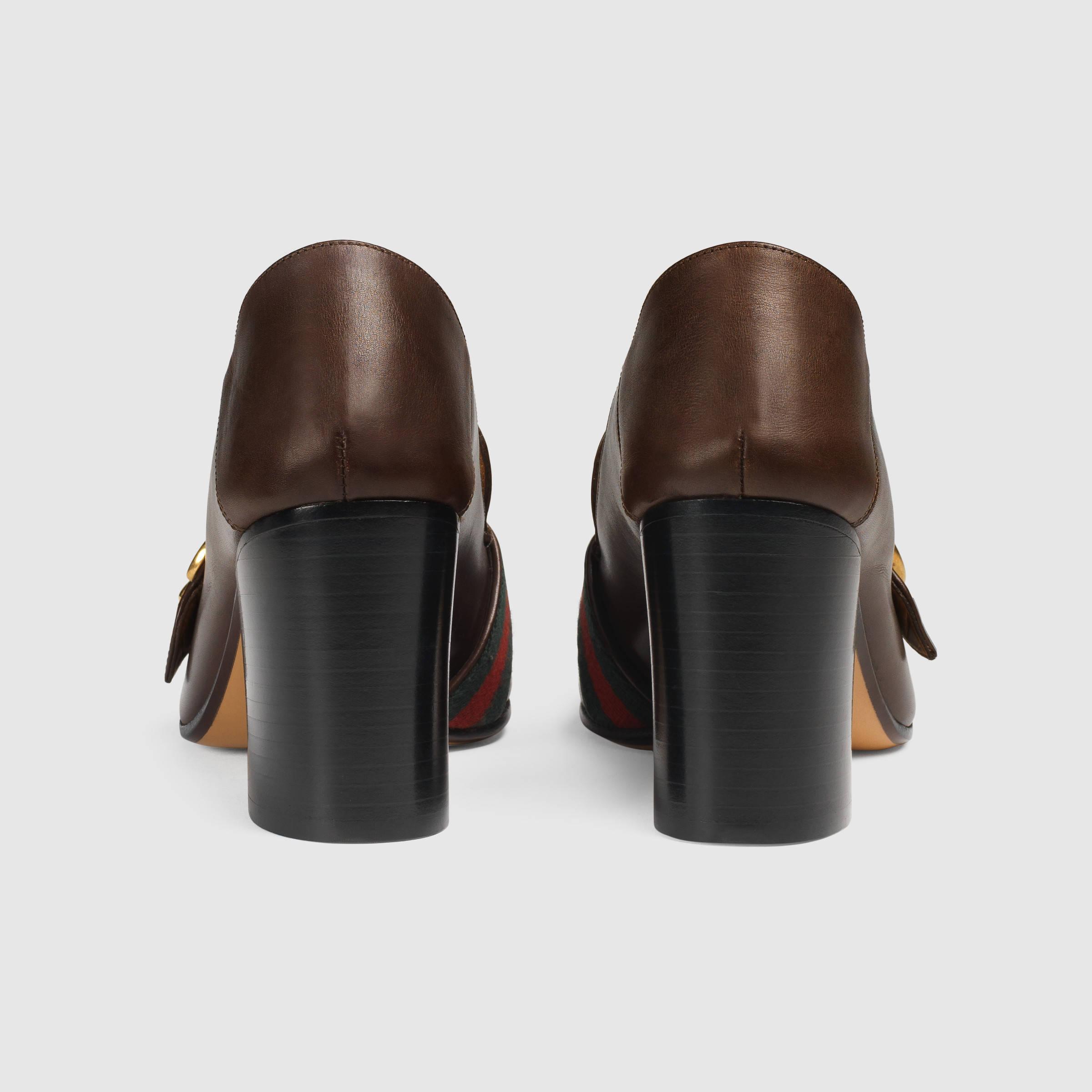 black uggs with brown trim